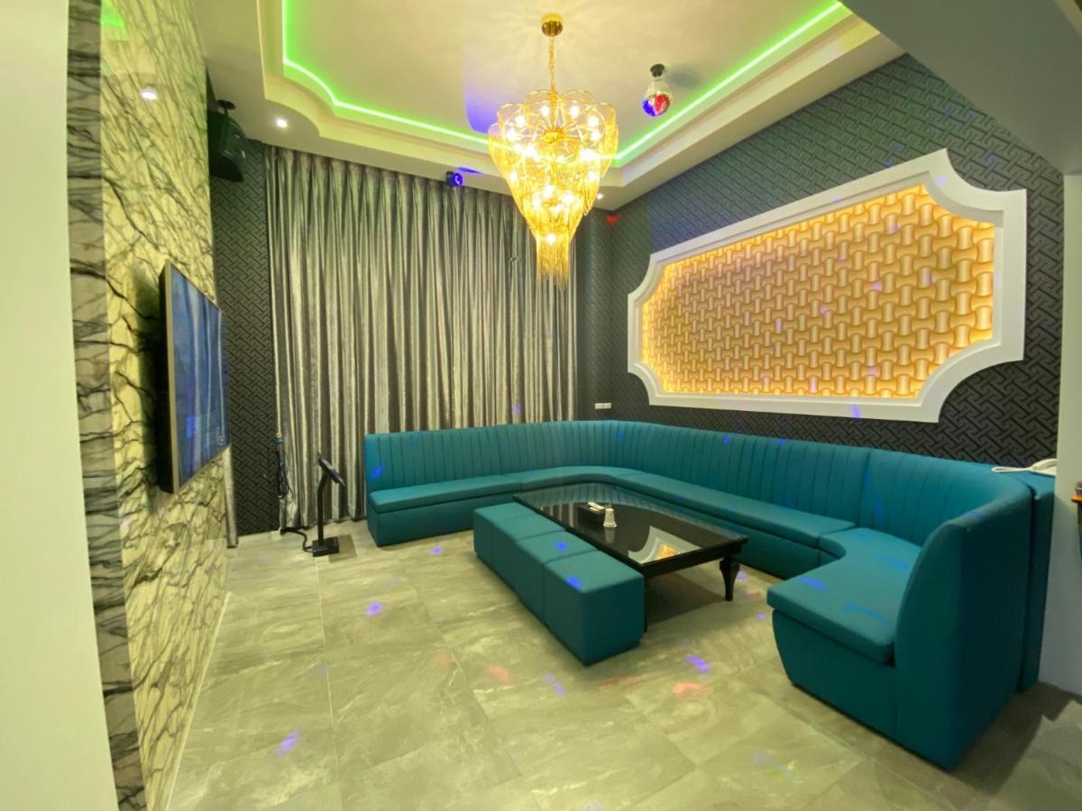 Xiadu Motel Taichung Bagian luar foto