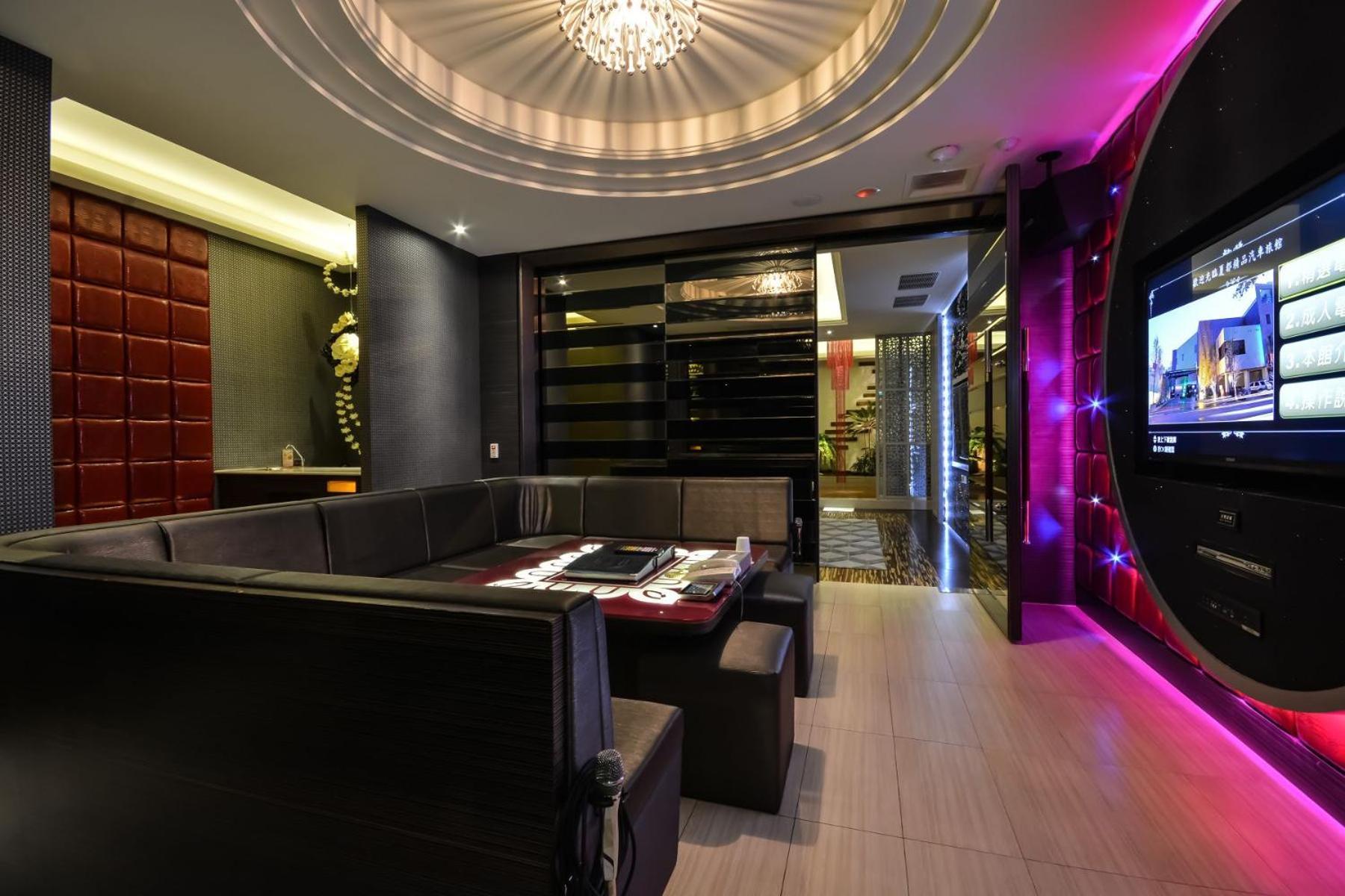 Xiadu Motel Taichung Bagian luar foto
