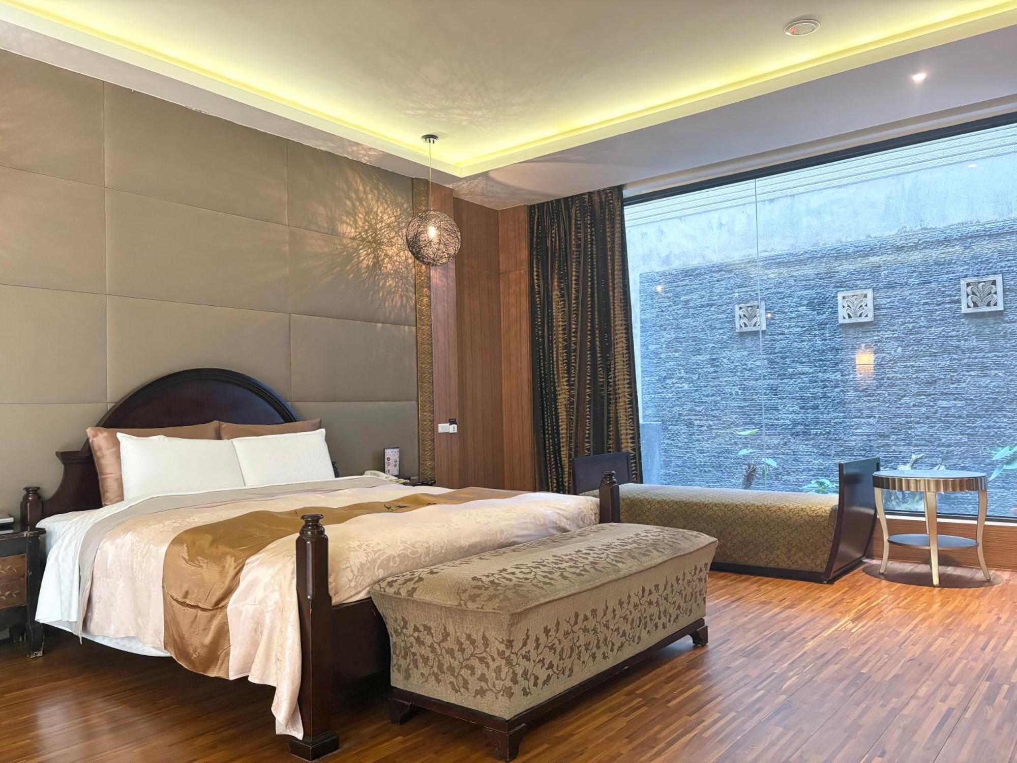 Xiadu Motel Taichung Bagian luar foto