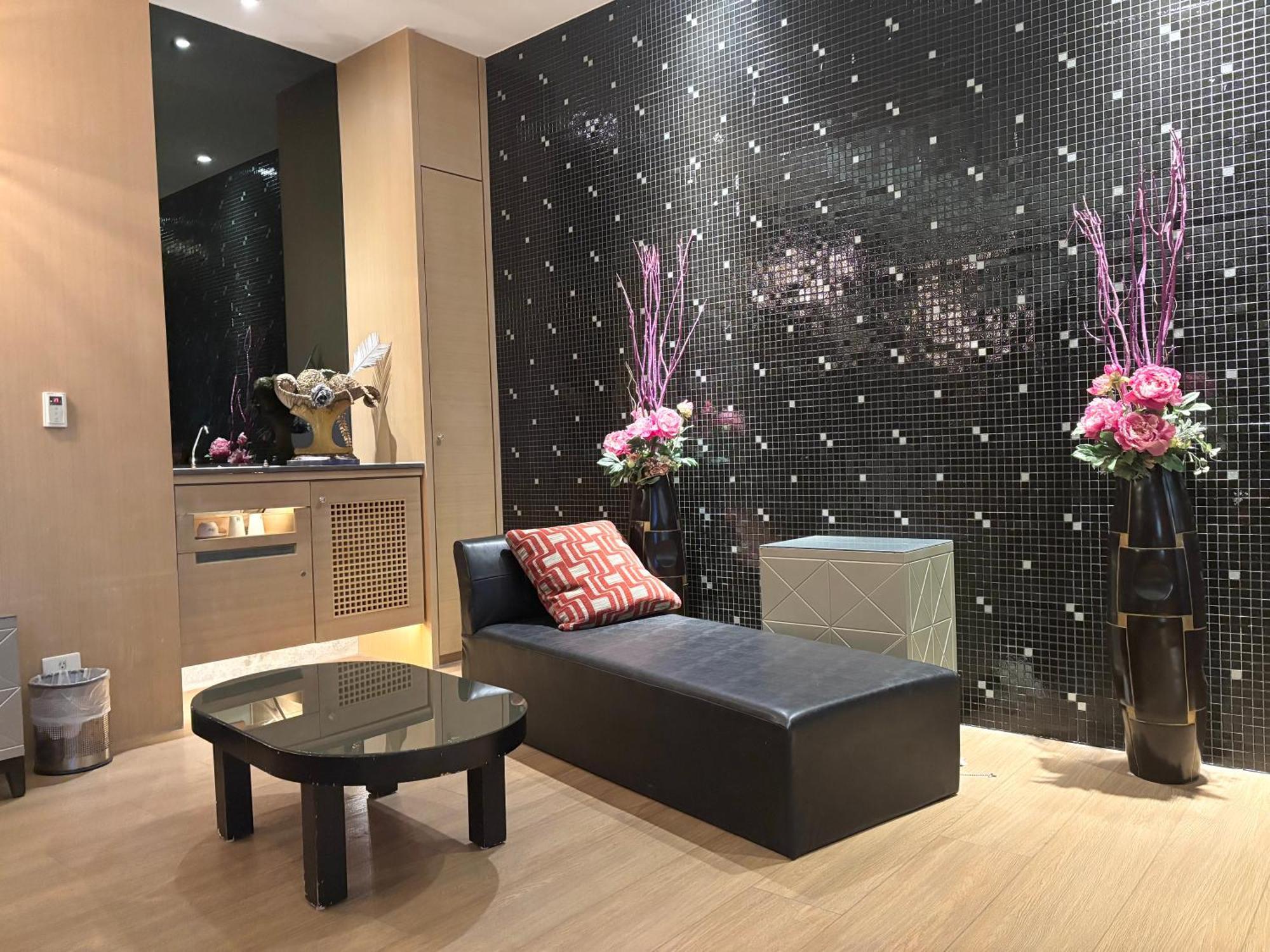 Xiadu Motel Taichung Bagian luar foto