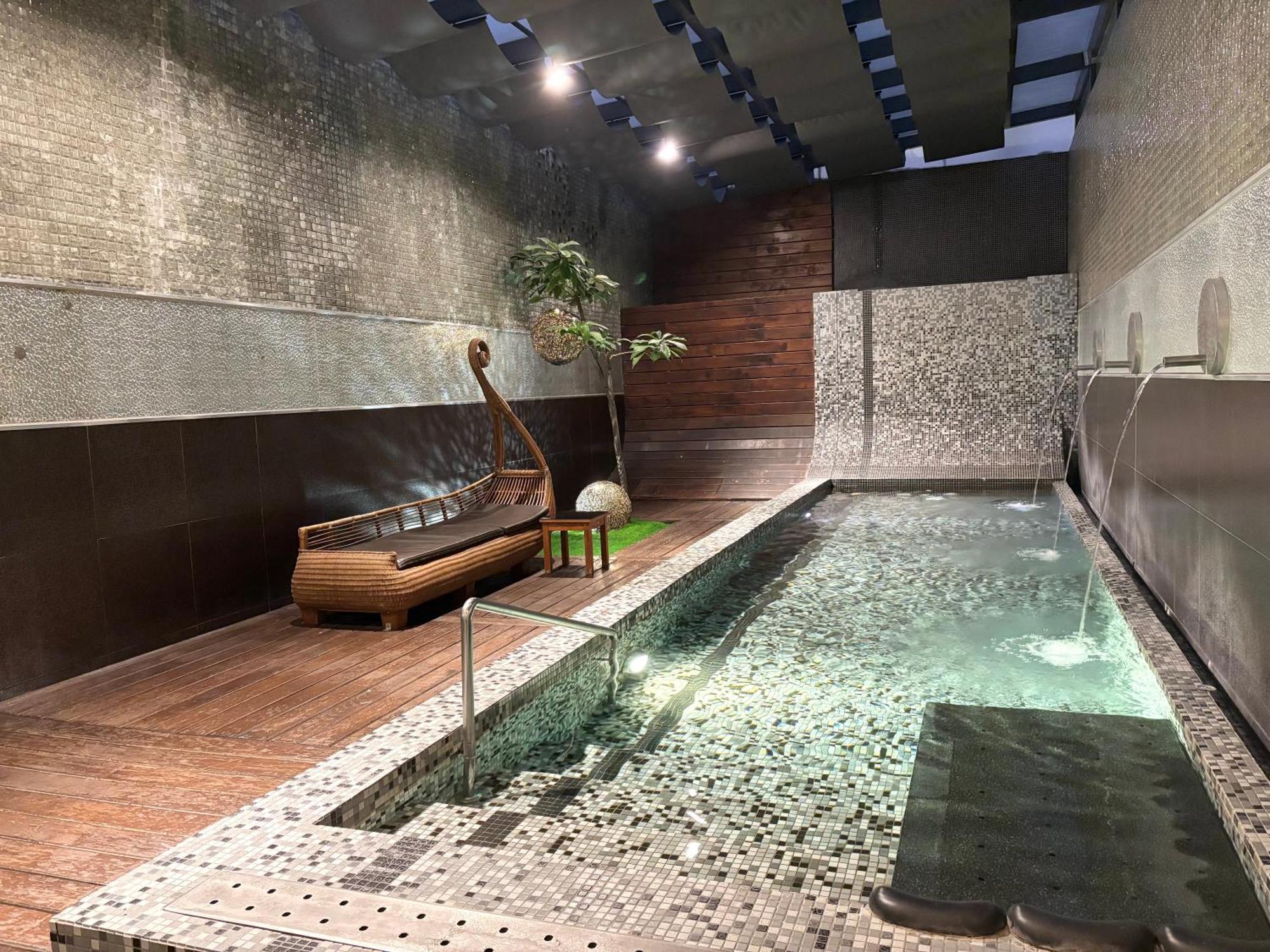 Xiadu Motel Taichung Bagian luar foto