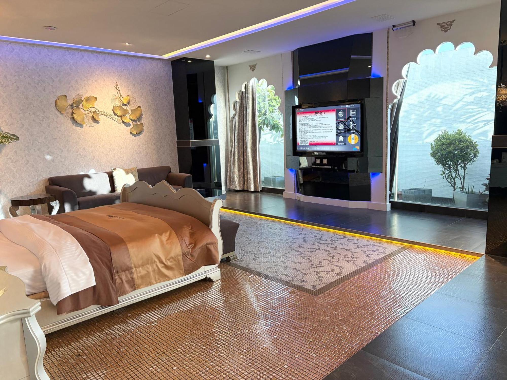 Xiadu Motel Taichung Bagian luar foto